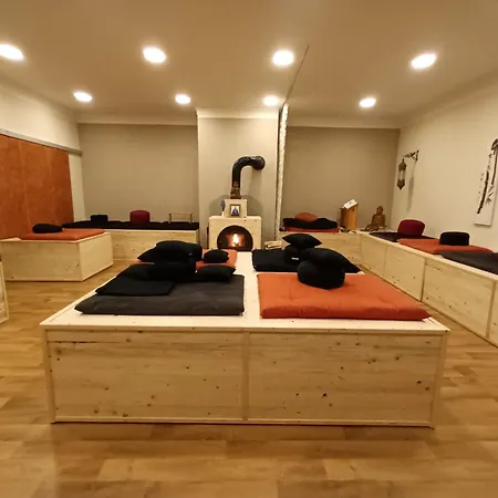 Lee Zen Πανσιόν