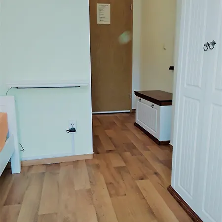 Lee Zen 3* Leezen (Ludwigslust-Parchim)