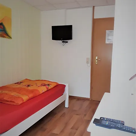 Lee Zen Πανσιόν