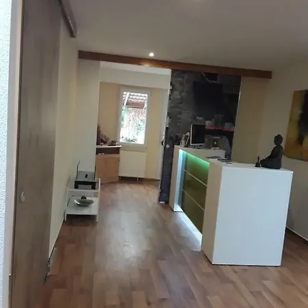 Πανσιόν Lee Zen 3*